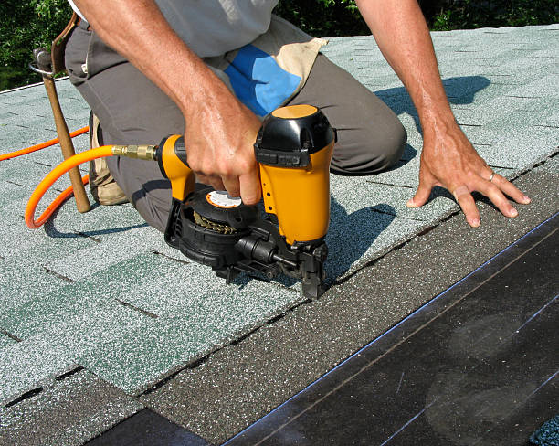 Best Shingle Roofing Installation  in Smithsburg, MD
